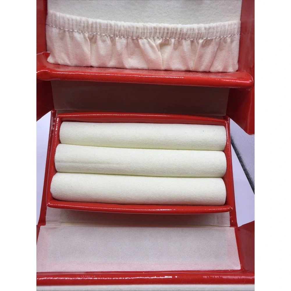 Unused No‎ Tag Faux Red/White Patent Leather Rite Aid Home Purse Jewelry